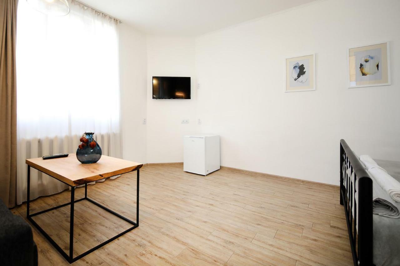 Hotel Twins à Tbilissi Extérieur photo