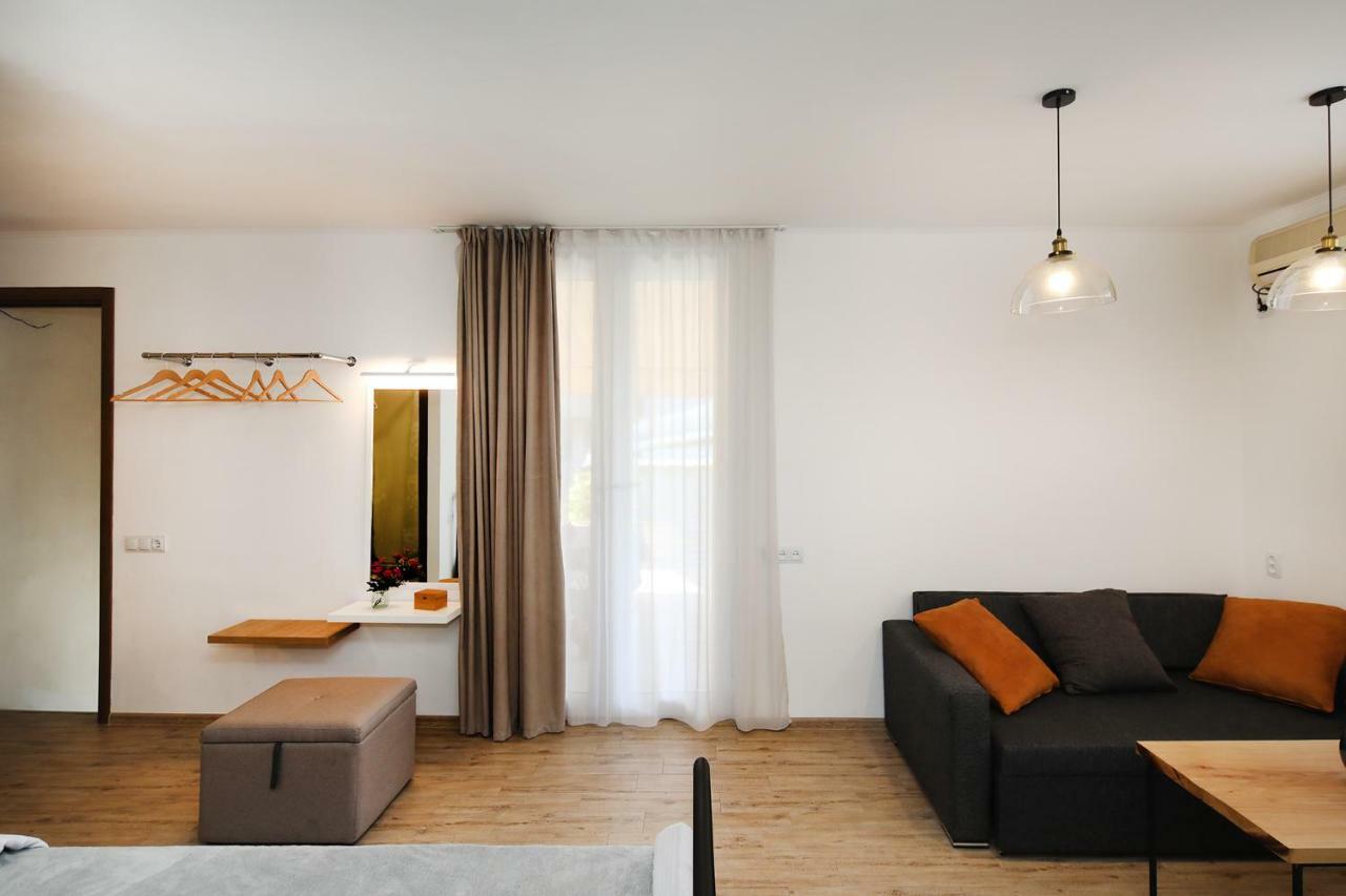Hotel Twins à Tbilissi Extérieur photo
